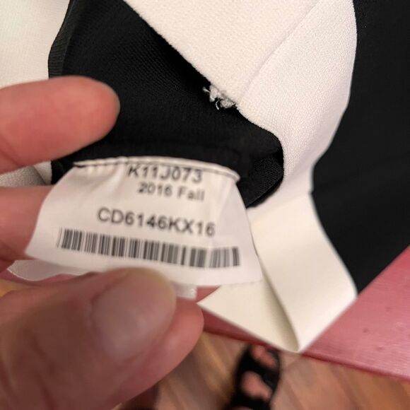 Vintage St John Body Contour Dress Size 4 - Picture 5 of 8